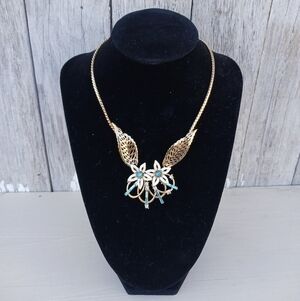 Luster Gold Tone White/Blue Flowers Leaf Pendant Blue And Clear Gems Necklace